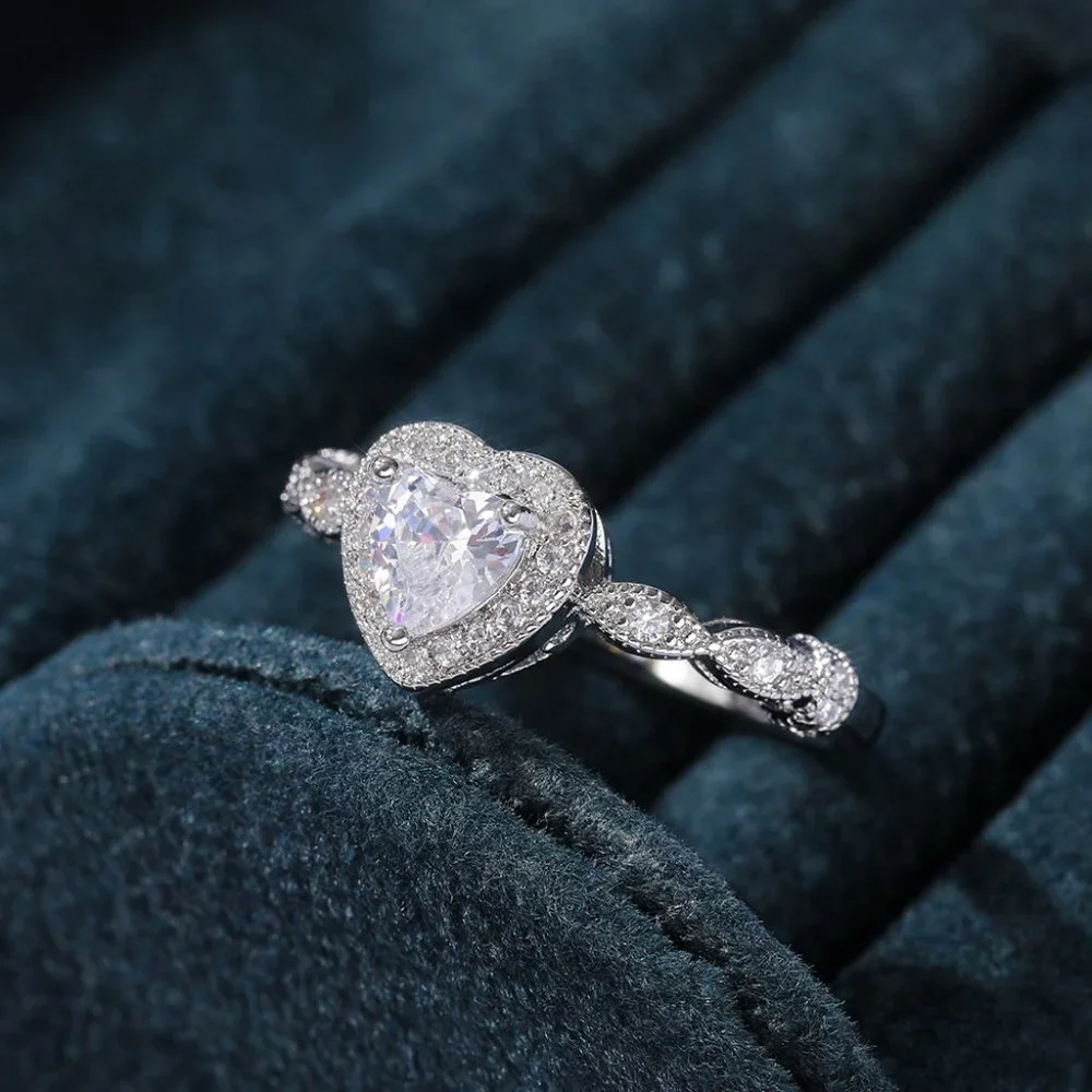 😍DELUXE EDITION HEART CZ FASHION SHINY DIAMOND SILVER RING, K888